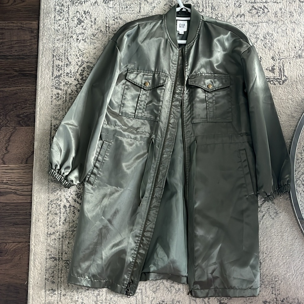 Beautiful green GAP bomber jacket